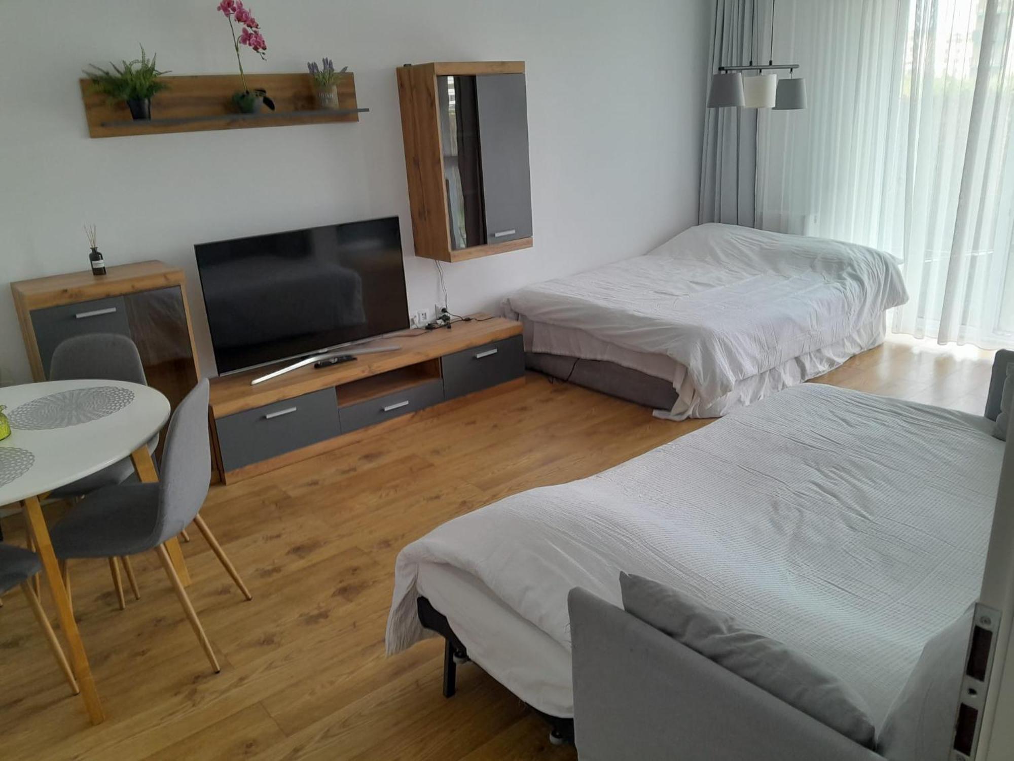 Coresi, 2 Camere, Sleeps 6 Large Private Garden Apartment Pets Welcome Brasov Luaran gambar